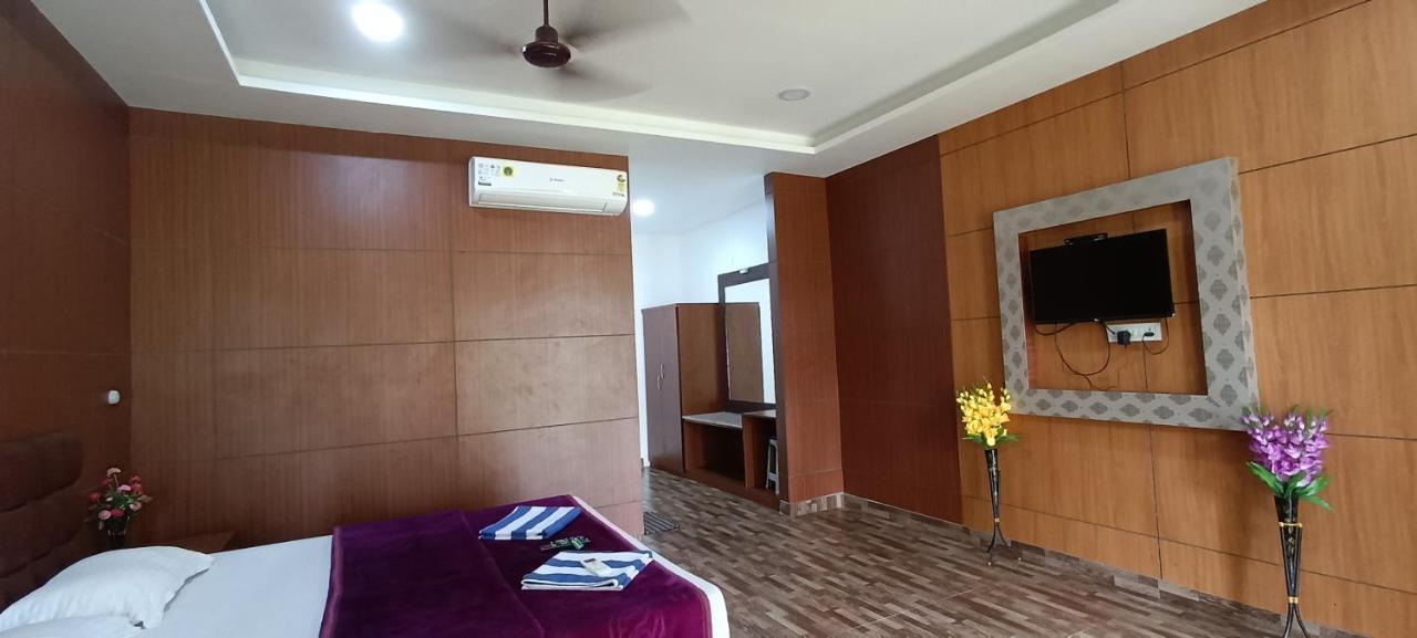 Coral Garden Resort Ram Nagar Eksteriør billede